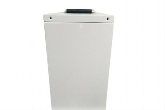 Environmental Friendly LifeP04 Lithium Battery Dustproof 12.8V 300AH CATL NCM