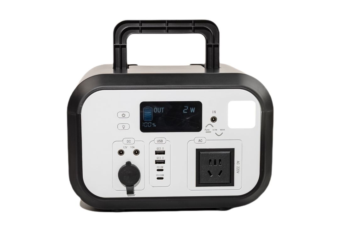 High Efficiency 600WH Solar Portable Power Station 220V  Pure Sine Wave AC Outlets With App For Home Backup System